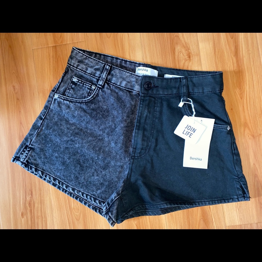 Bershka Black Shorts (Two-Toned)